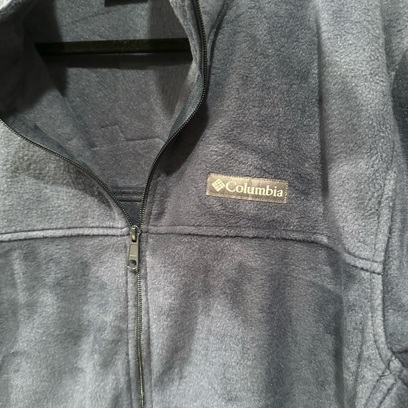 Columbia zip up fleece sweatshirt - Picture 3 of 5